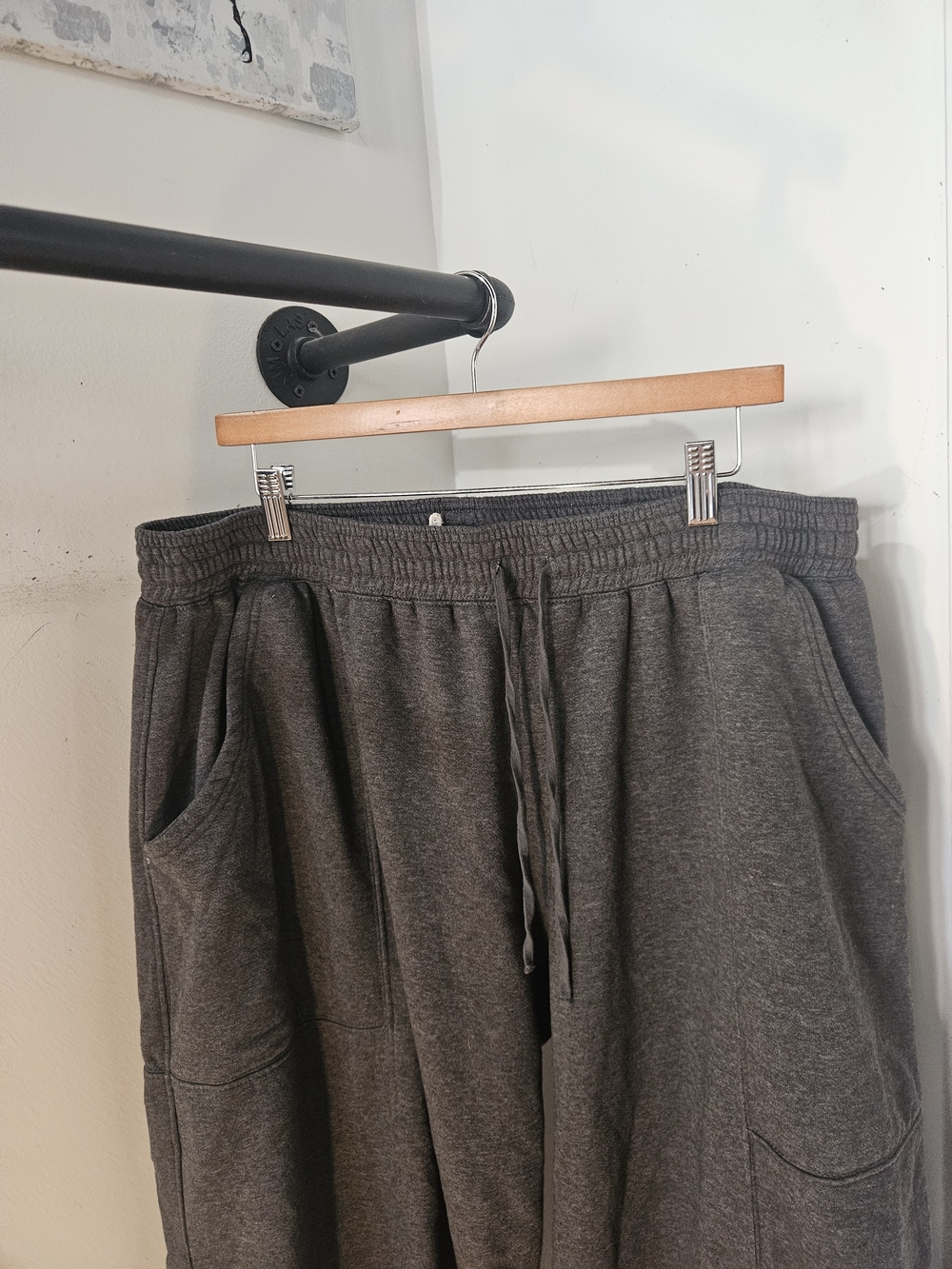 Anthropologie Daily Practice Zola Jogger Pants - Picture 3 of 6